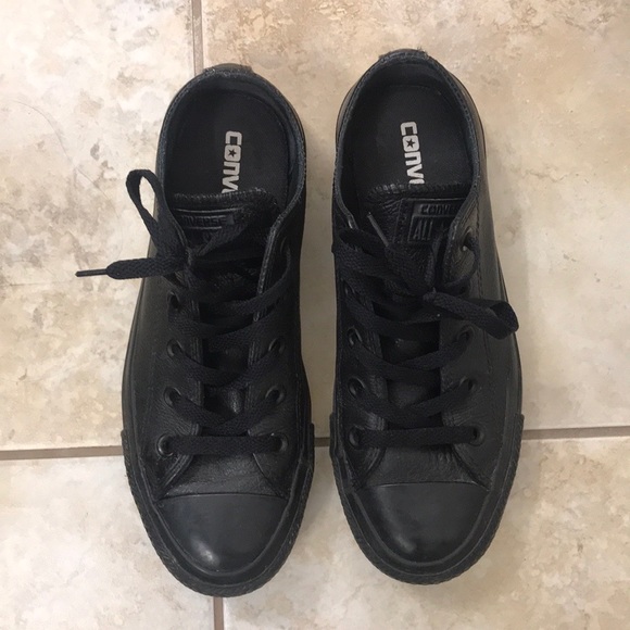 Black leather unisex Low-top converse - Picture 2 of 8